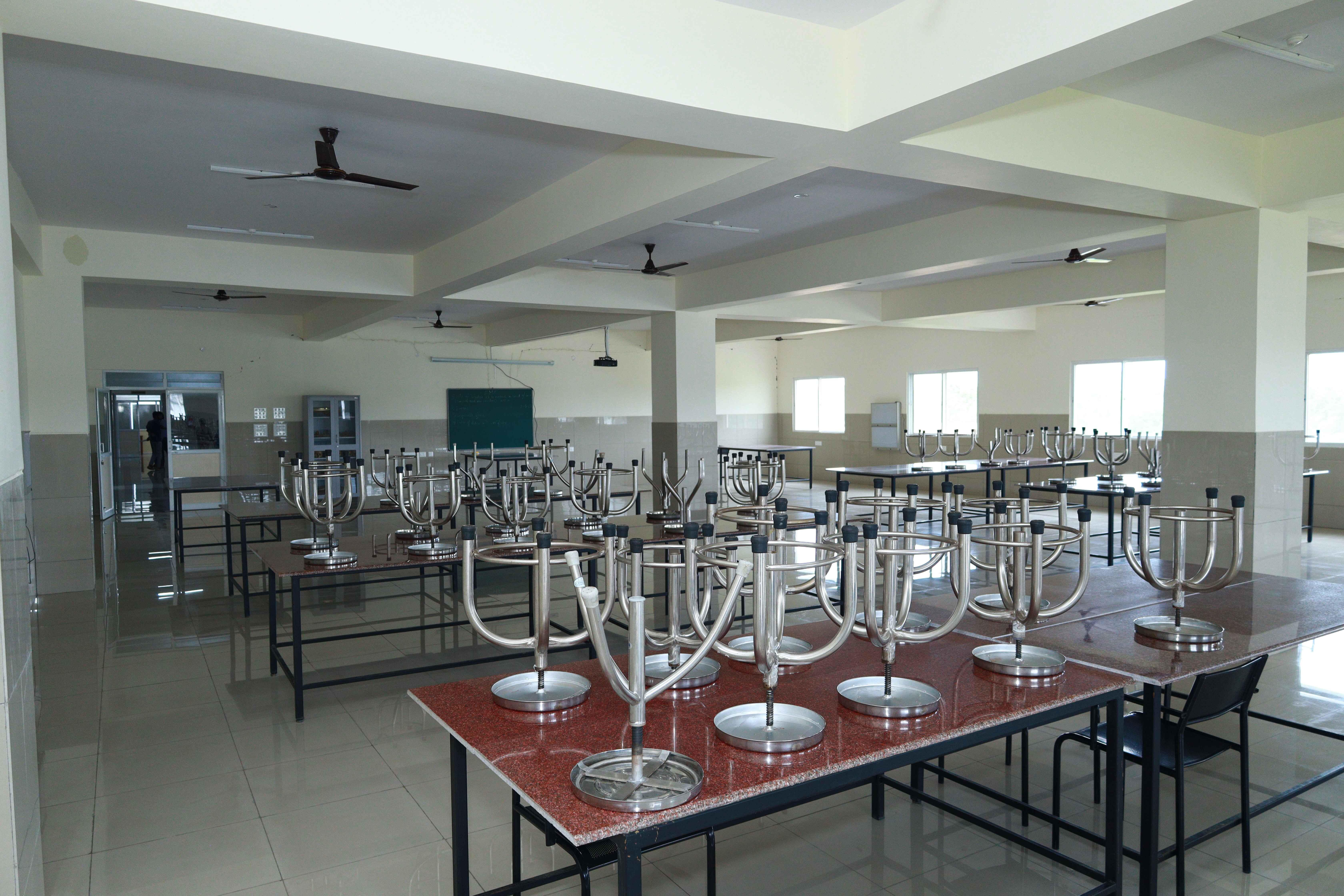 Physiotherapy laboratories